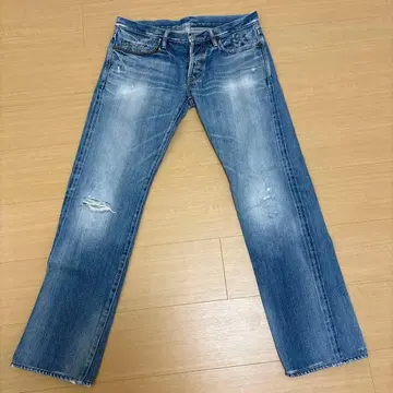 HYSTERIC GLAMOUR 스터드 데님 스트레이트 새상품급