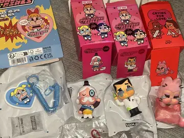 POPMART CRYBABY 세트