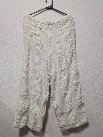 에이코 콘도 팬츠