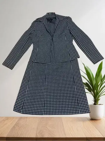 체크 무늬 자켓과 원피스 세트