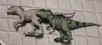 공룡 피규어 2체 세트