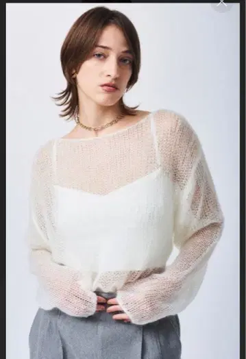 비침이 있는 긴팔 니트탑 ( 화이트 핑크 )