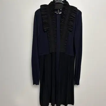 새상품급 BCBGMAXAZRIA 네이비 블랙 프릴 원피스 클리닝 완료