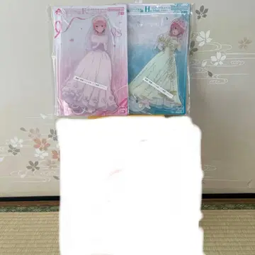 나카노 이치카 아크릴 스탠드 화이트 드레스