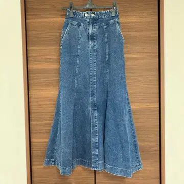 [ 가격 인하 ] 머큐리 듀오 데님 머메이드 스커트 블루