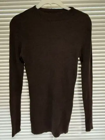 GALERIE VIE 울 스웨터 S 사이즈