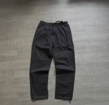 M 엔지니어드 가먼츠 벌룬 팬츠 네이비 이지 팬츠