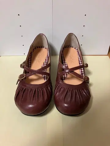 키다리 아저씨 크로스 스트랩 슈즈