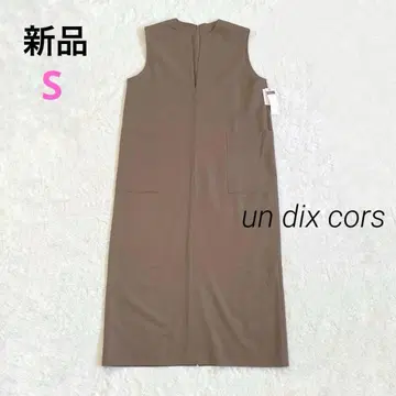 새상품 앤디콜 슬릿넥 점프스커트 S 작은 키