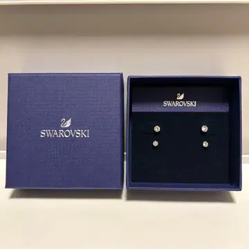 Swarovski 크리스탈 귀걸이 오리지널 박스 포함