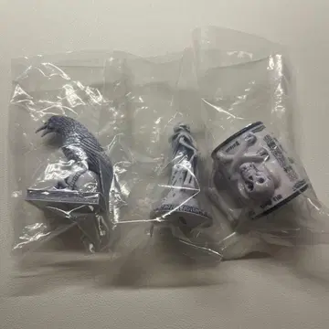 NEIGHBORHOOD 피규어 3개 세트