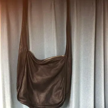 GUIDI 가죽 숄더백