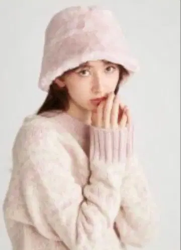 FURFUR 퍼 버킷 핑크