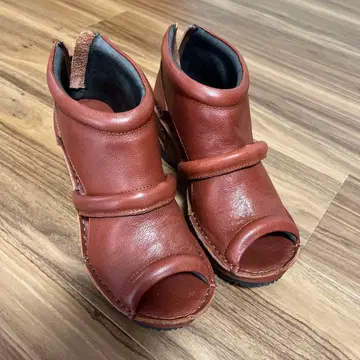 히나데이 그린 가죽 오픈토 웨지 샌들 M 사이즈