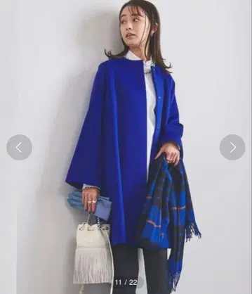 UNITED ARROWS A라인 노카라 미들 기장 코트