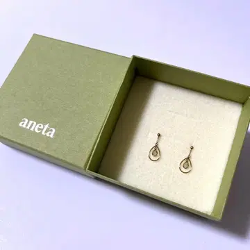 aneta 귀걸이 토파즈 K10