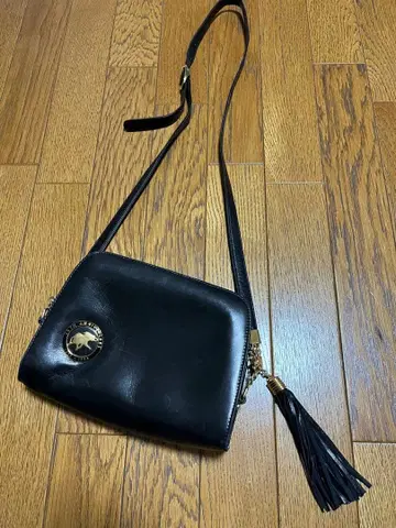 Hunting world 30주년 기념 가죽 숄더백 태슬 포함