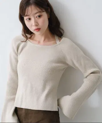 보타이 배색 리브 니트 kastane