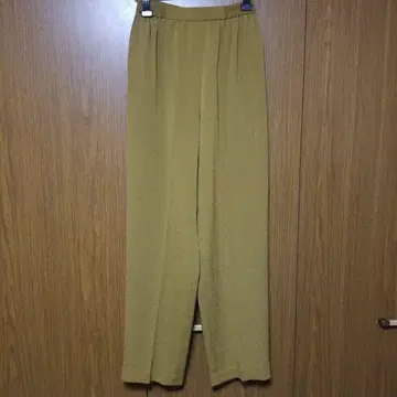 시선당 머스타드 플리츠 와이드 팬츠