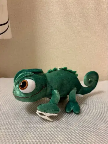 라푼젤 파스칼 어깨 위 봉제 인형