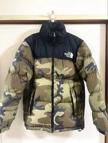 THE NORTH FACE 다운 자켓 카모플라쥬