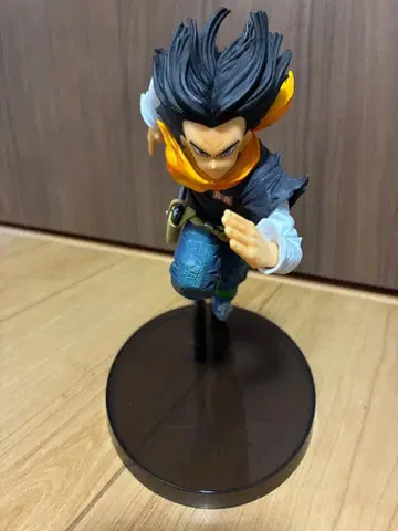 드래곤볼 인조인간 17호 피규어 달리기 BWFC