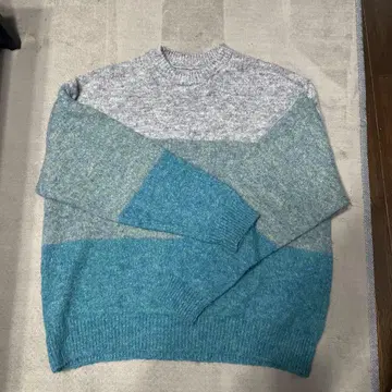 SINSS 24AW 보더 그라데이션 니트