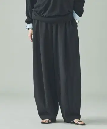 캘런솔로지 더블 크로스 드로스트 팬츠