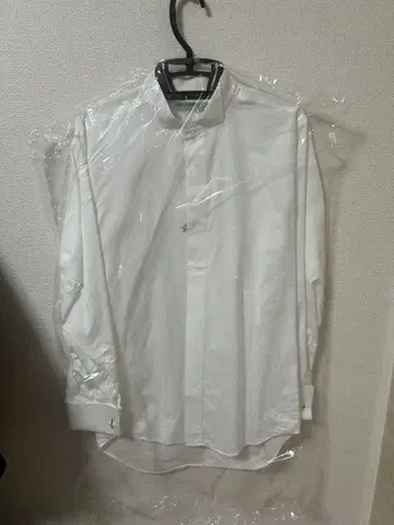 [새상품급] ARLUIS DRESS 신랑 셔츠 M사이즈