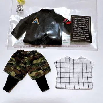 오비츠 11 딜러 의류