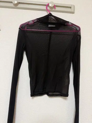 Juemi 시스루 상의