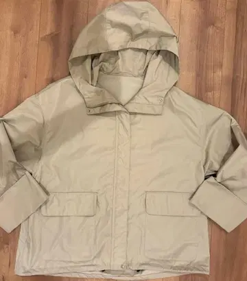 베이지색 여성용 긴팔 후드티 ebure 론 헤르만