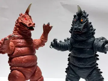 얼티밋 루미너스 레드 기라스 블랙 기라스