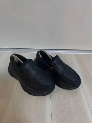 PUMA LOAFYR WMNS Sophyr 로퍼