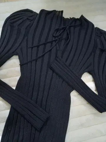 미사용 새상품 FRAY I.D 디자인 상의