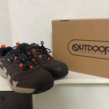 OUTDOOR PRODUCTS 아웃도어 스니커즈 브라운