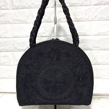 블랙 포멀 백 엠보싱 가공 꽃무늬 자수