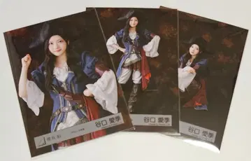 사쿠라자카46 브로마이드 타니구치 아이리 파이리츠 의상