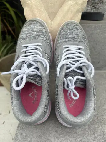 [ 새상품급 1회만 사용 ] 캘러웨이 골프화 여성용 24cm