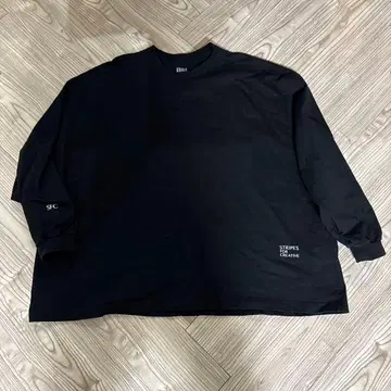 STRIPES FOR CREATIVE 블랙 긴팔 T셔츠