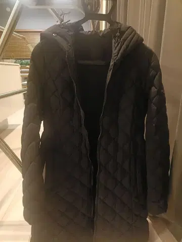 TATRAS 블랙 다운 자켓 퀼팅