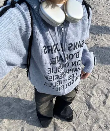 세다클 프론트 로고 더블 지퍼 니트 후드티