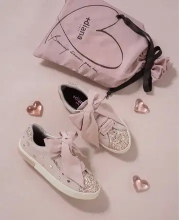 다이애나 발렌타인 한정판 스니커즈 리본 플러스 다이애나