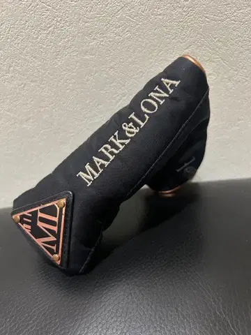 MARK&LONA 퍼터용 골프헤드커버 블랙