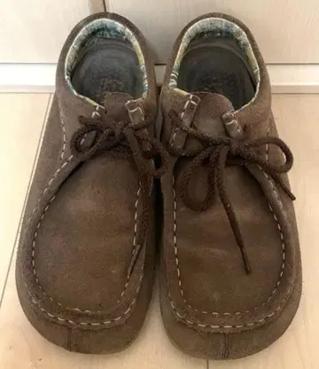 MERRELL 브라운 모카신