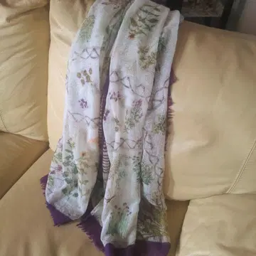 티에두르 내몽골산 알바카 캐시미어 100% 포근한 에어리 스톨