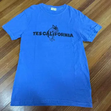 엔드리스 써머 tes t셔츠 S