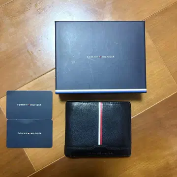 가격 인하 TOMMY HILFIGER 접이식 지갑 블랙 스트라이프