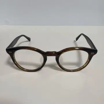 올리버 피플스 안경 프레임