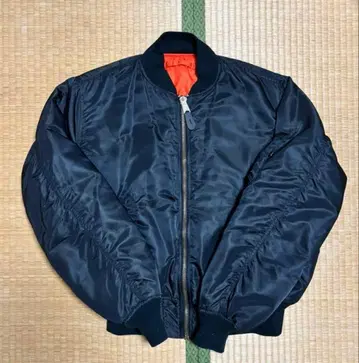 블랙 MA-1 플라이트 자켓 알파